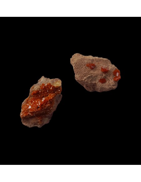 Vanadinit - Stücke Größe von ca. 1 bis 7 cm Marokko