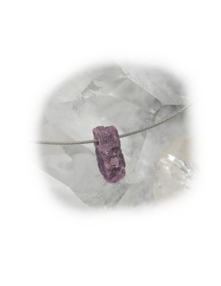 Rubin Kristall gebohrt ca. 10 x 30 mm

Ø Bohrung ca. 2,5 mm