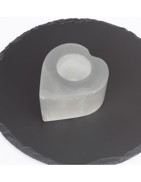 Teelichthalter Selenit Herz ca. 7 x 9 cm
ca. 600 - 800 g
geschliffen
Marokko